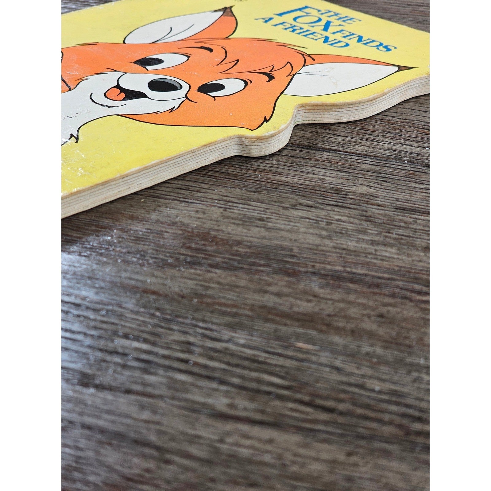 Vintage 1981 Walt Disney The Fox Finds a Friend Golden Sturdy Shape Book Tod