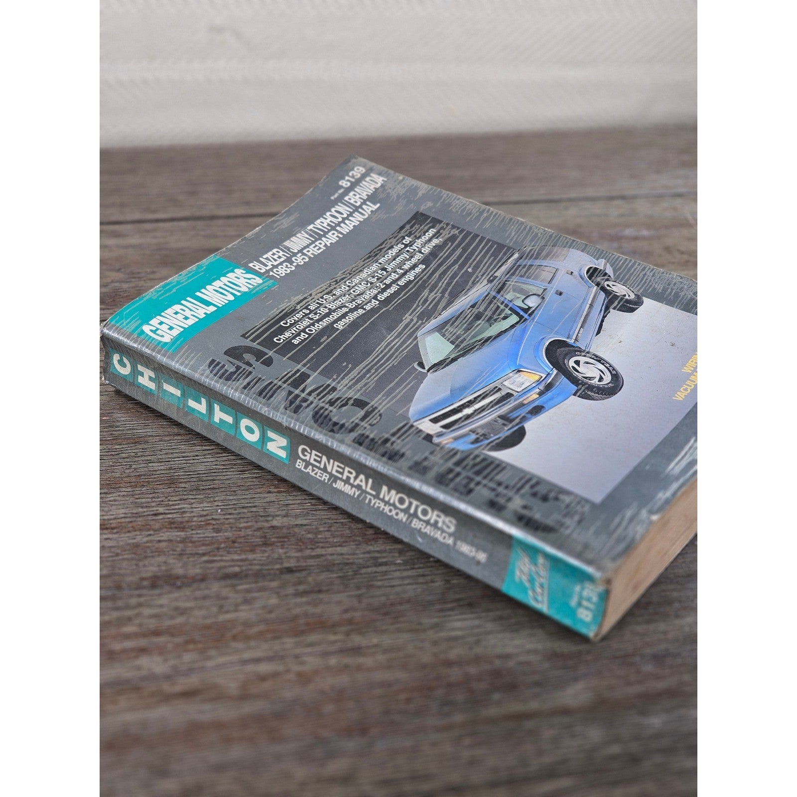 GM Blazer Jimmy Typhoon Bravada Repair Manual 1983-95 Chilton