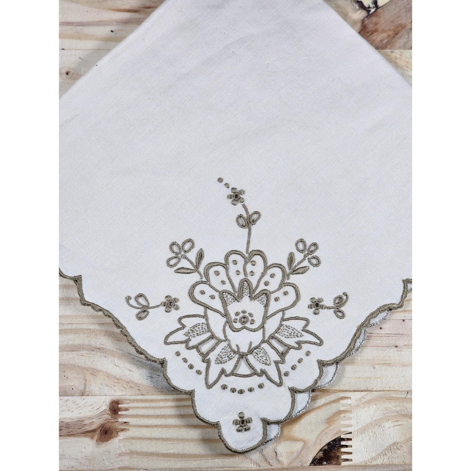 Vintage 1940s Linen Napkin Floral Cutwork Embroidery 16" Square