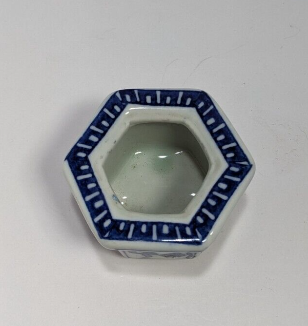 Small Cobalt Blue Japanese Porcelain Pot 2″ × 2.5″