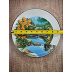 Royal Windsor Wild Honeysuckle Collector Plate Wildflowers of the South
