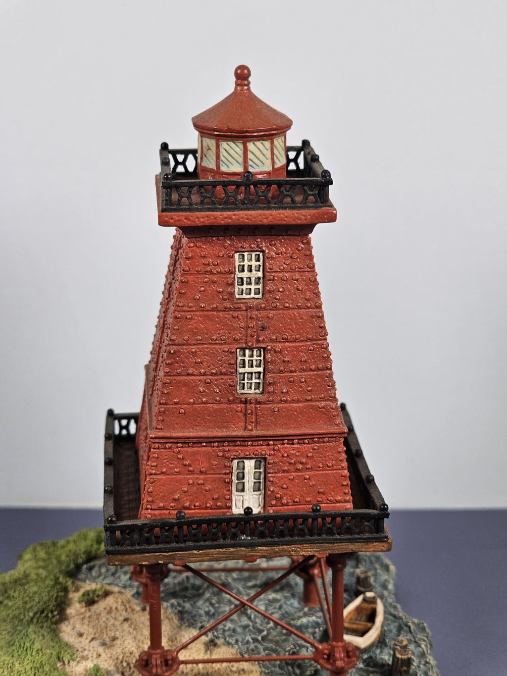 Harbour Lights #530 Southwest Reef  Louisiana Lighthouse Society Exclusive Decor