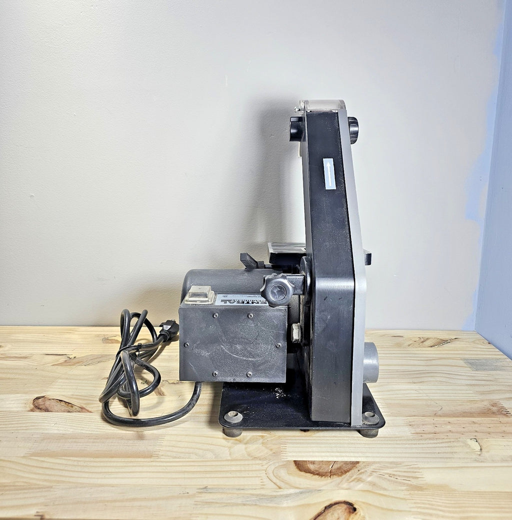 Central Machinery Belt Sander 1x30 Inch Tilting 0-45° With 5x5 Inch Table 1/4 HP