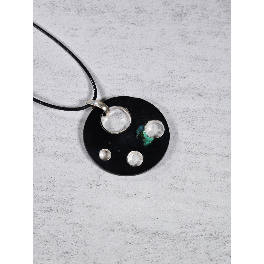 Vintage Abalone Shell Circle Pendant Necklace Silver Tone