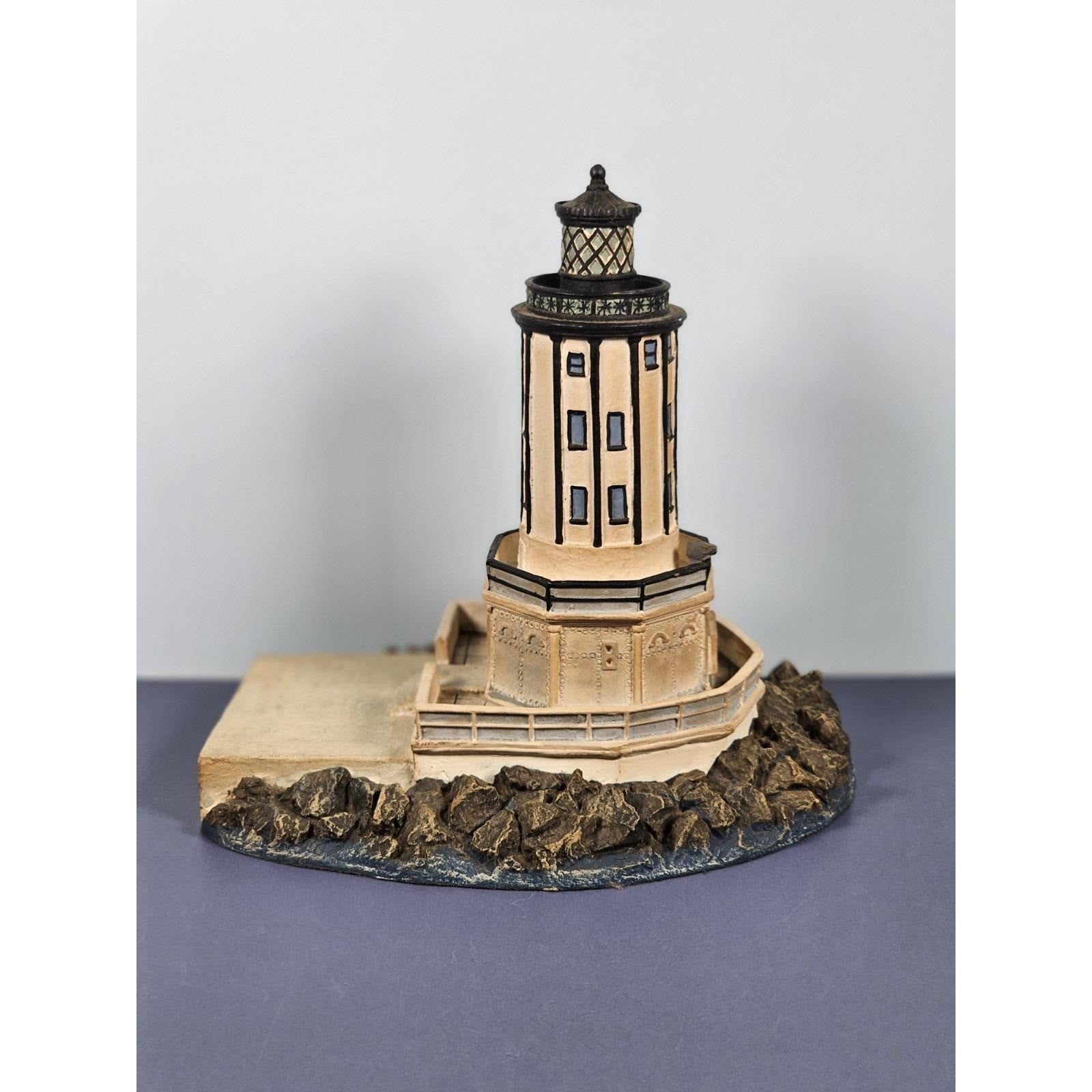 Danbury Mint Los Angeles Harbor Lighthouse Beacons by the Sea