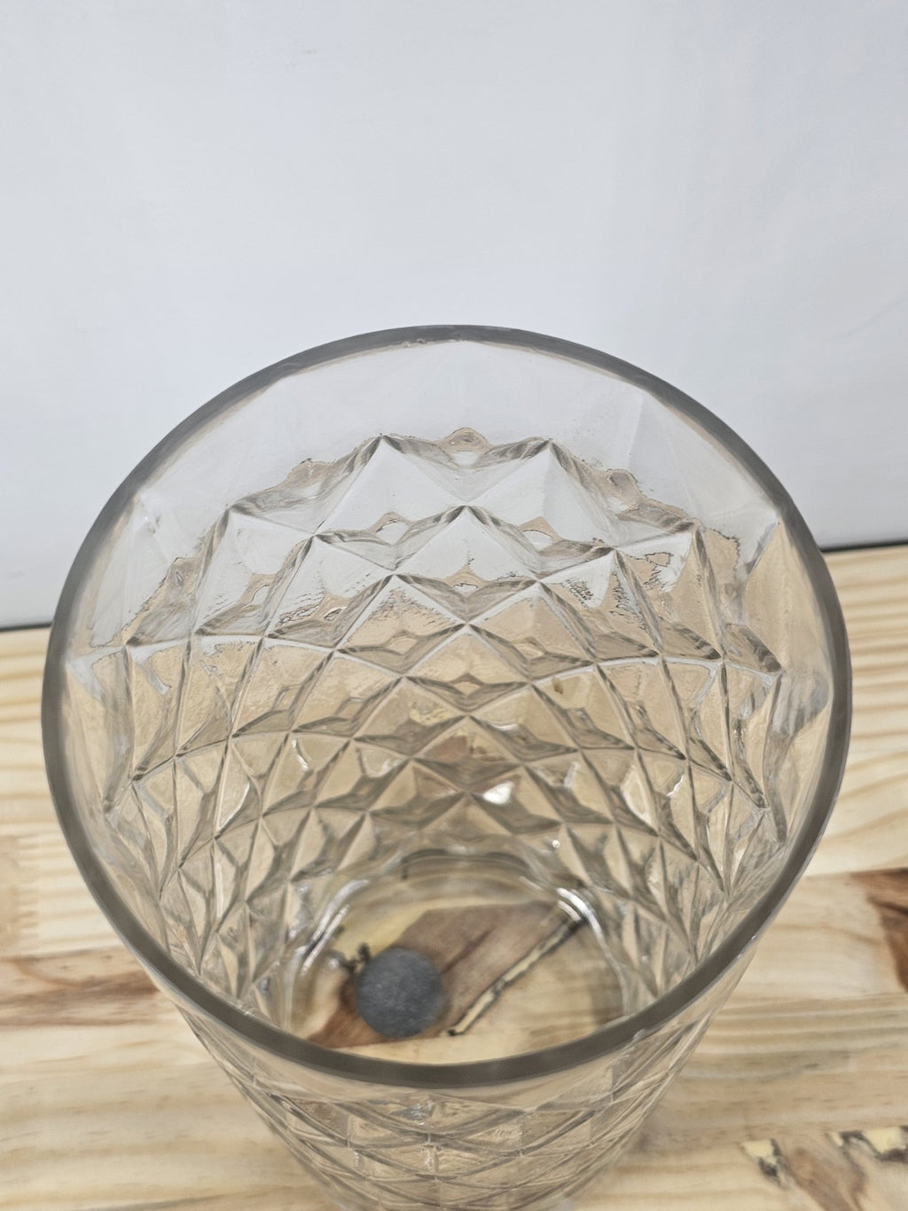12" Glass Diamond-Cut Cylinder Vase – Vintage Clear Textured Centerpiece
