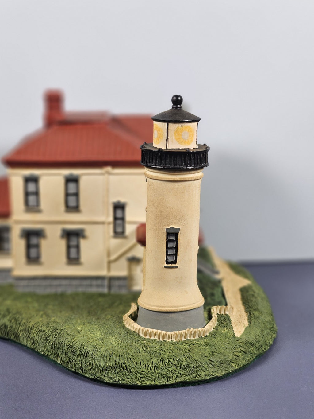 Admiralty Head Lighthouse Danbury Mint Lighthouses 1992  Whidbey Island WA