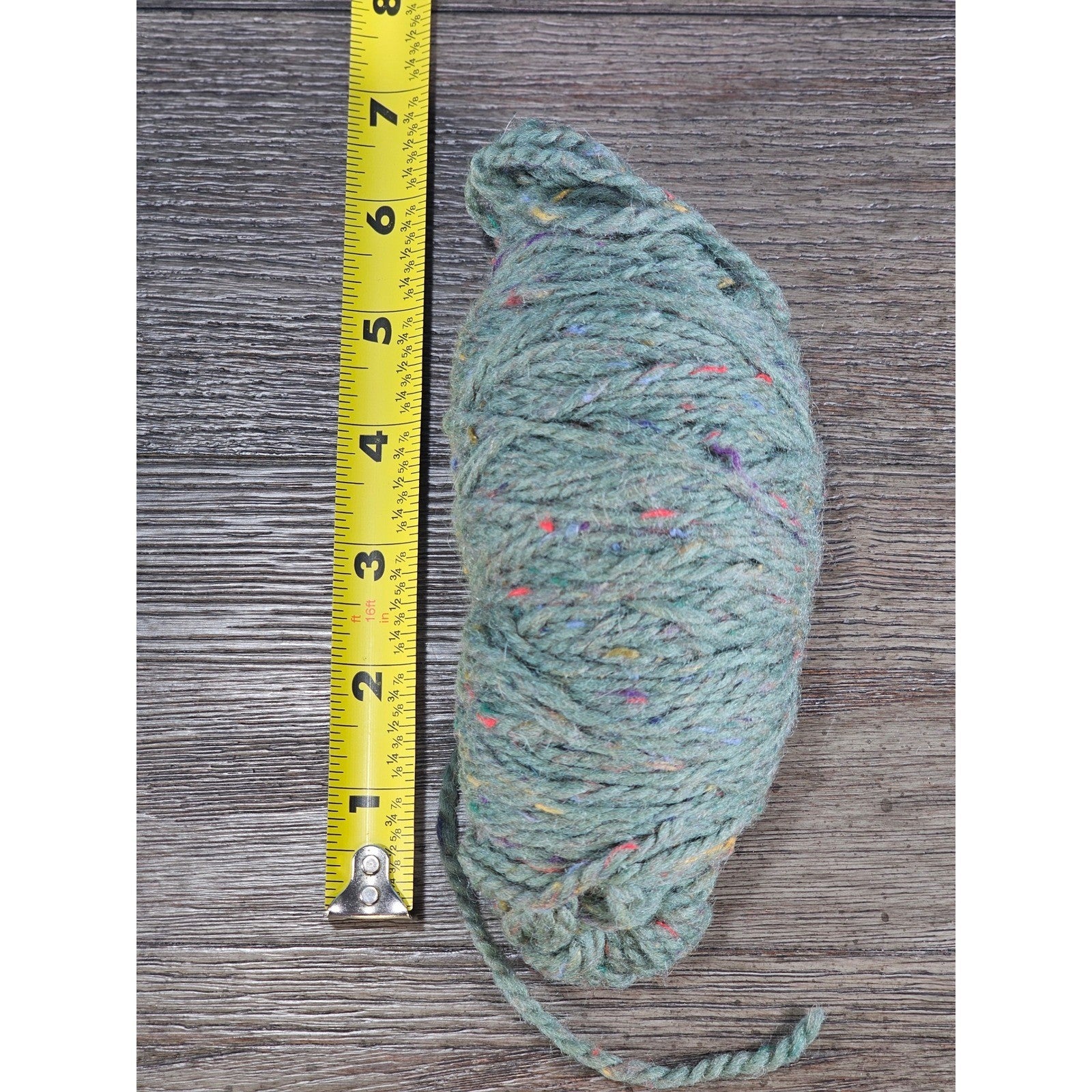 Vintage London Tweed Yarn 50g Wool Blend Green Speckled Skein