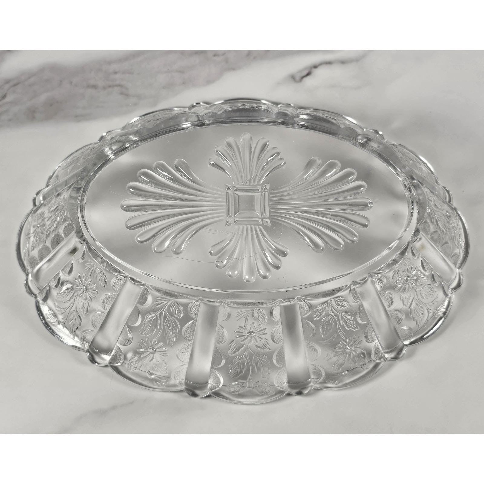 Vintage Clear Glass Sunflower Pattern Oblong Serving Bowl 9"