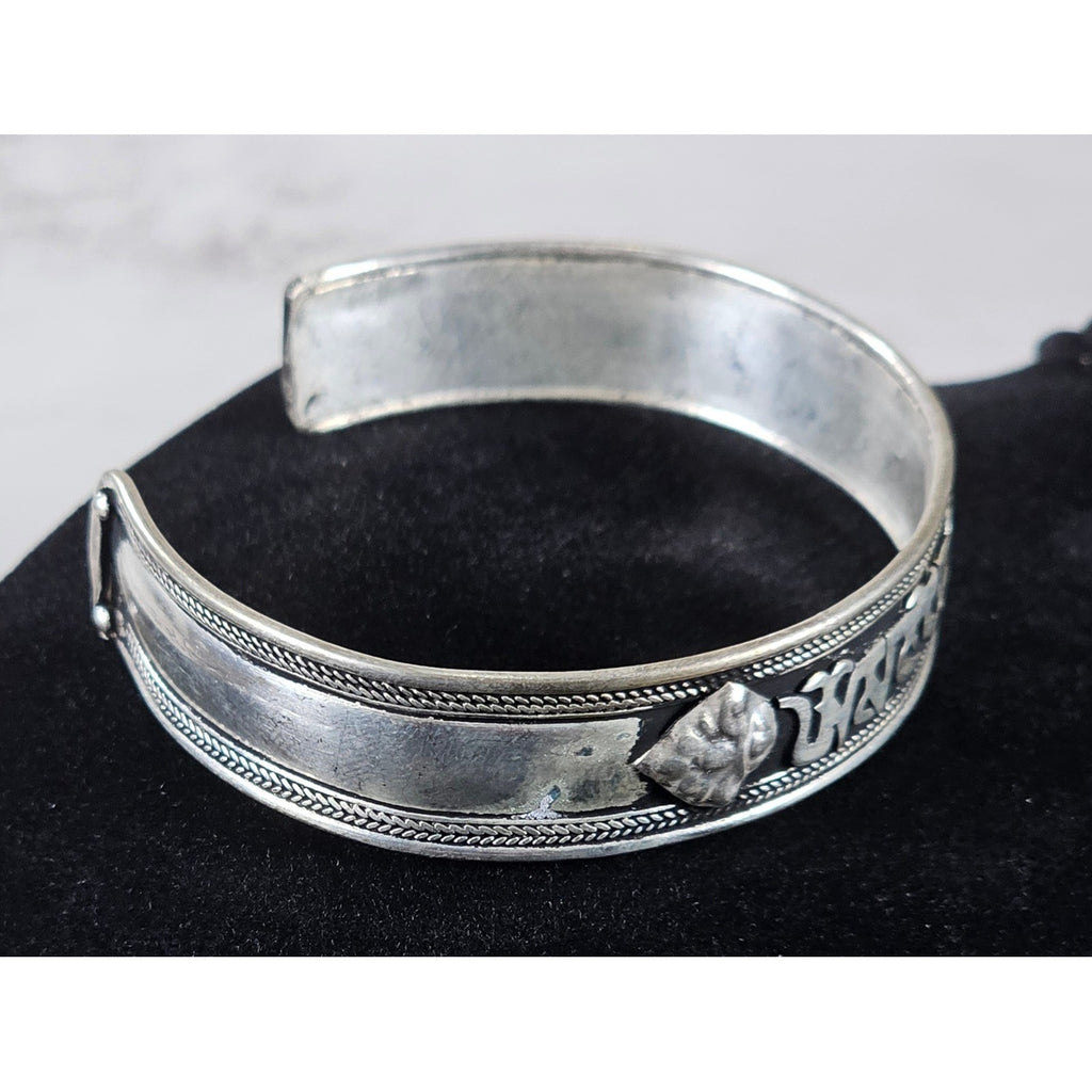 Vintage Silver Tone Cuff Bracelet Script Panel Leaf Accents