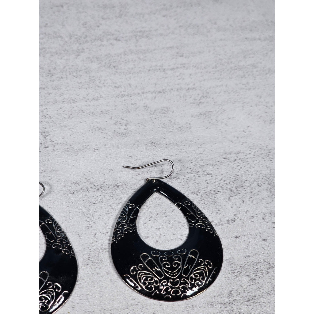 Vintage Black Teardrop Dangle Earrings with Etched Scroll Design