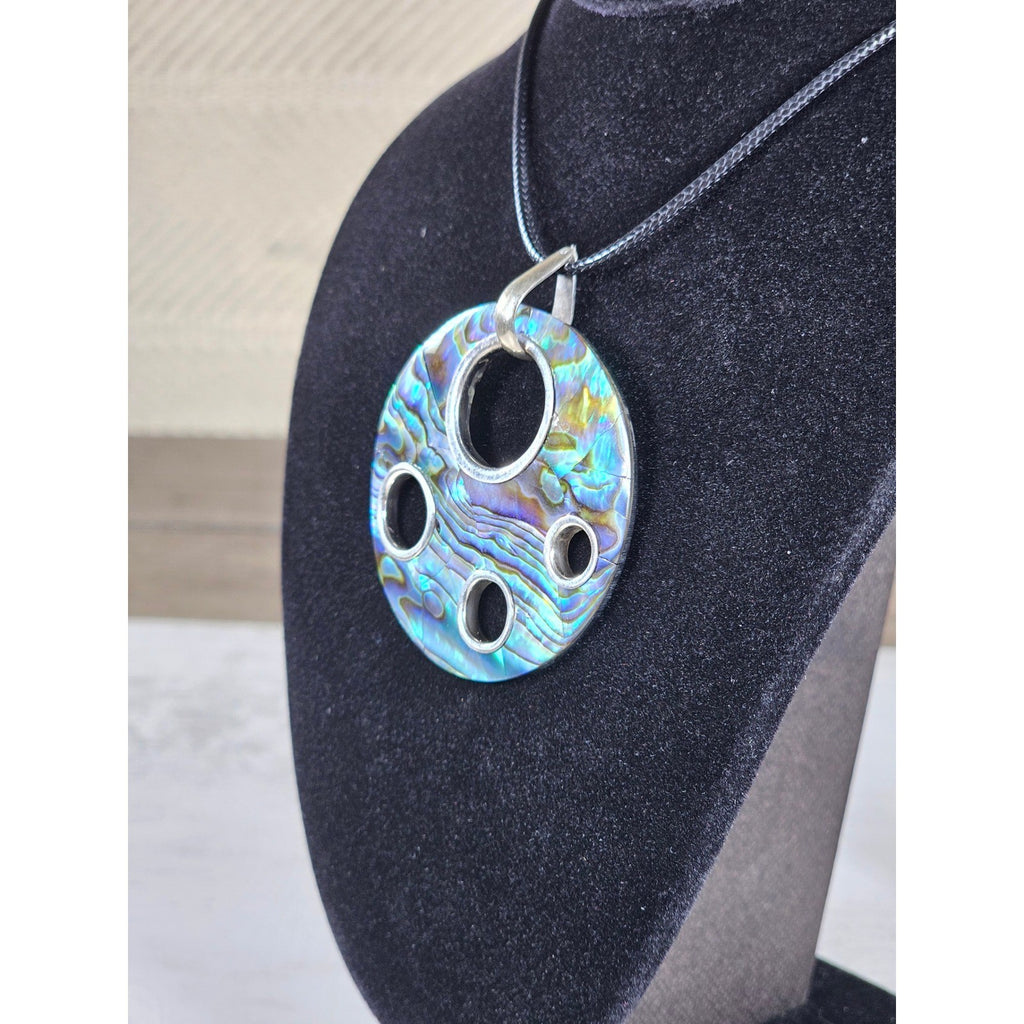 Vintage Abalone Shell Circle Pendant Necklace Silver Tone