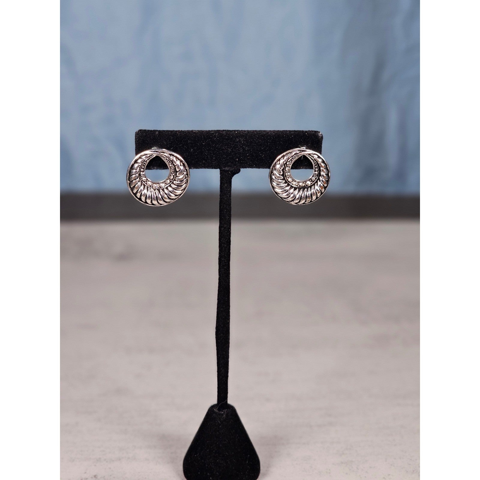 Vintage Silver-Tone Swirl Circle Stud Earrings with Rhinestone Accent