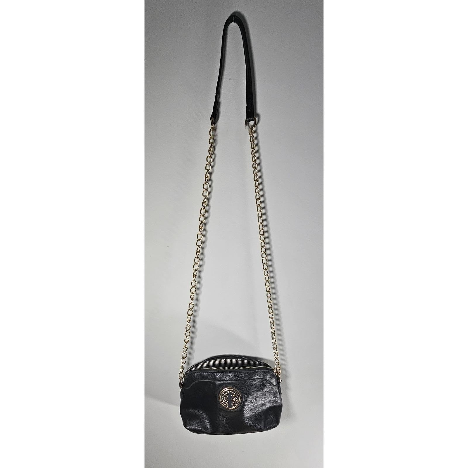 Black Leather Purse Gold Chain Strap Vintage Crossbody Bag