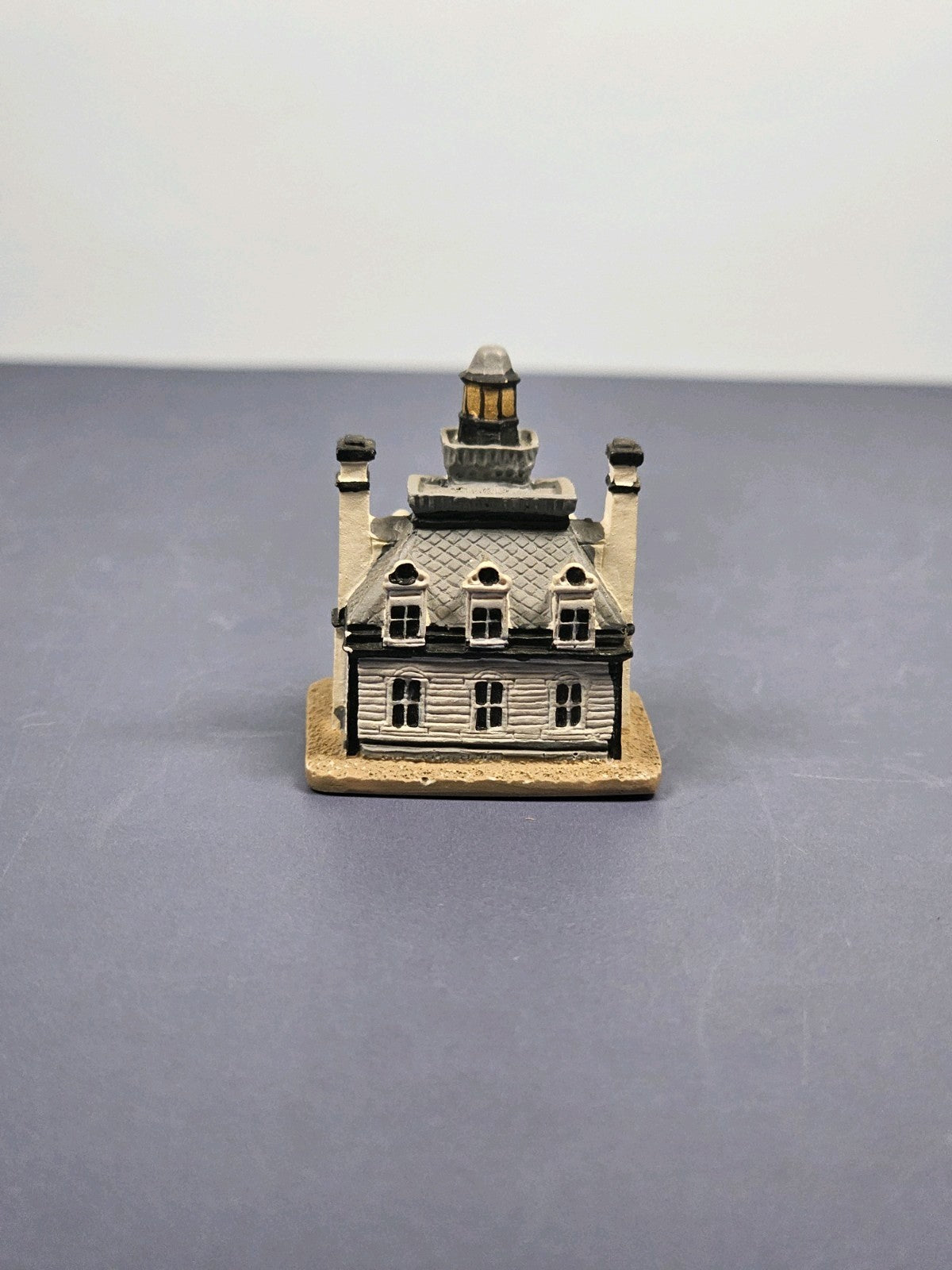 Lenox Miniature Lighthouse Thimble Figurine Fort Tompkins Lighthouse New York
