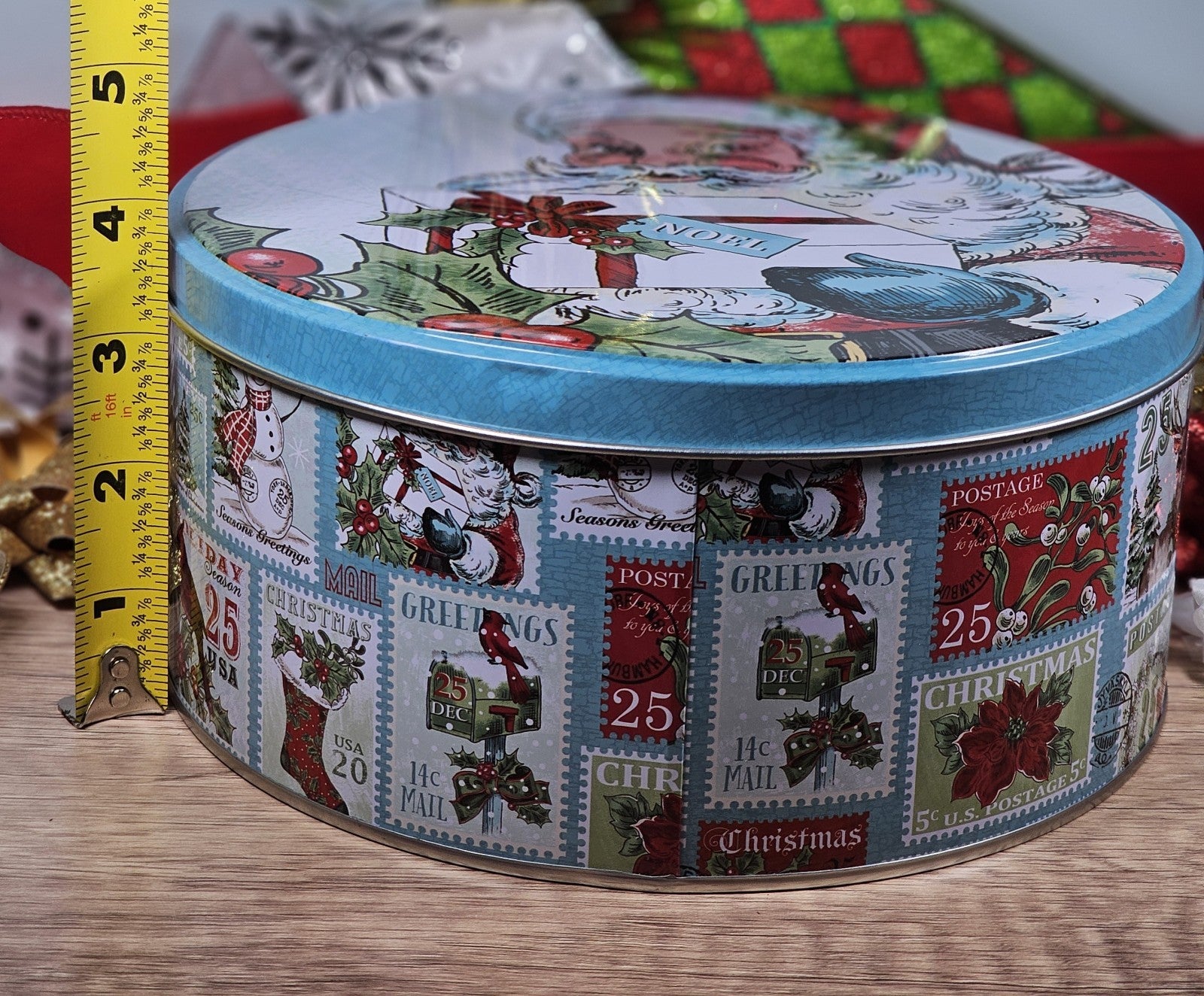 Santa Design Christmas Cookie Gift Tin 8"x5.5" Holiday Collectible Decor