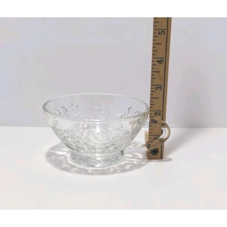 Princess House Fantasia Cup Poinsettia Crystal Pedestal Glass