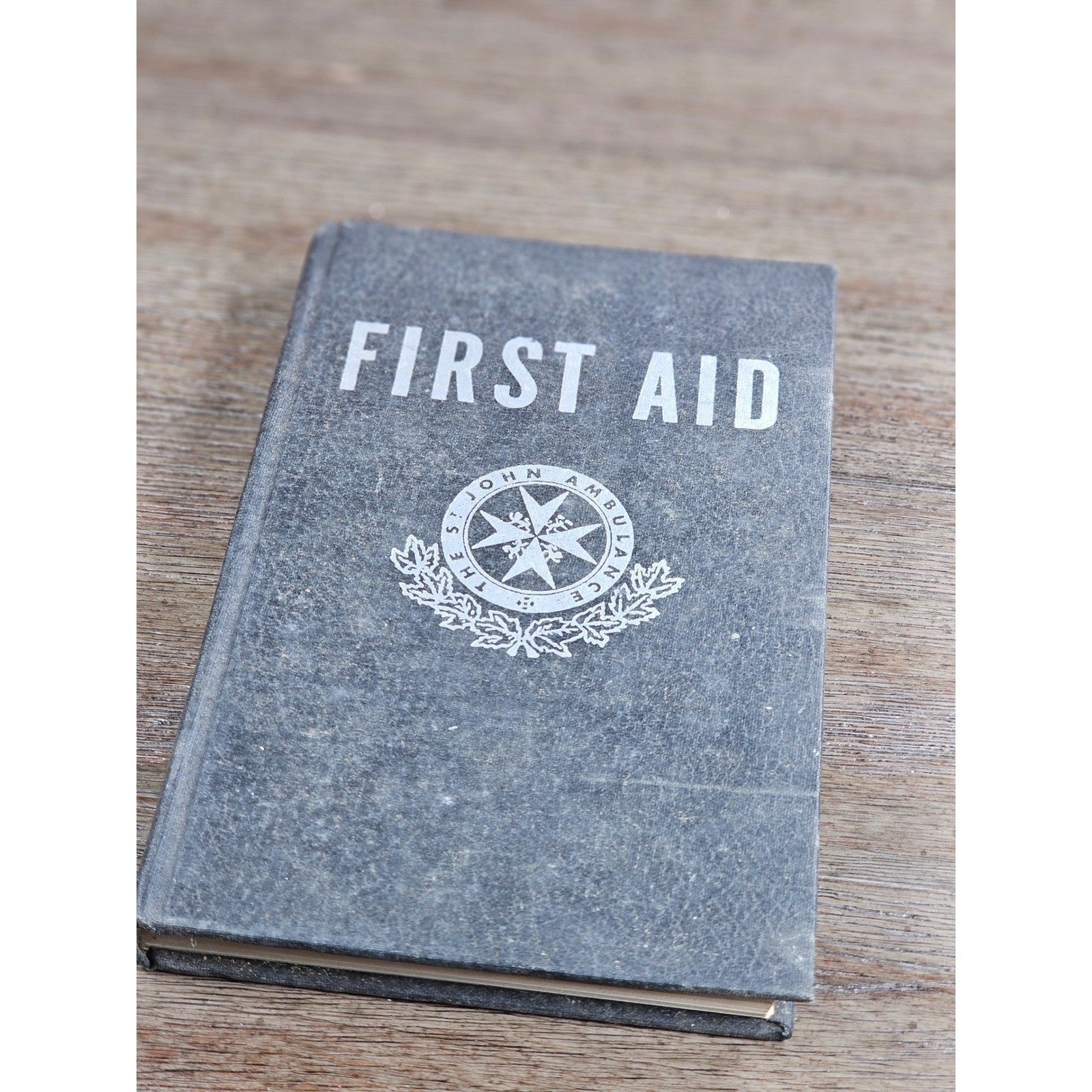 Vintage First Aid Manual St John Ambulance 1966 Canadian Edition