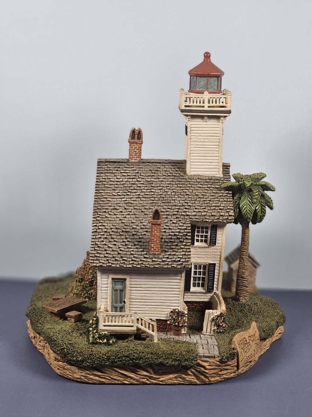 Harbour Lights Haig Point Lighthouse #246 South Carolina Figurine Vintage 2000 W