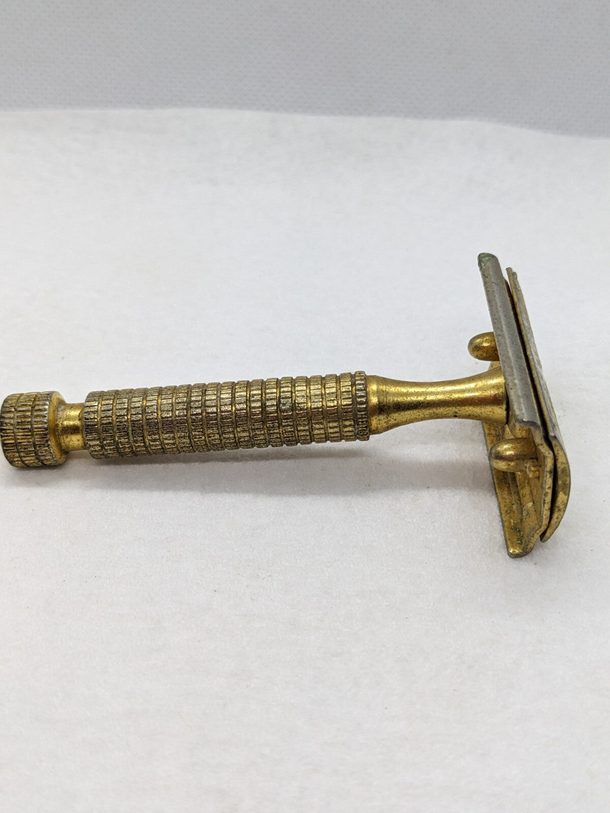 Vintage STAR Gold-Plated Safety Razor – Mid-Century Grooming Collectible