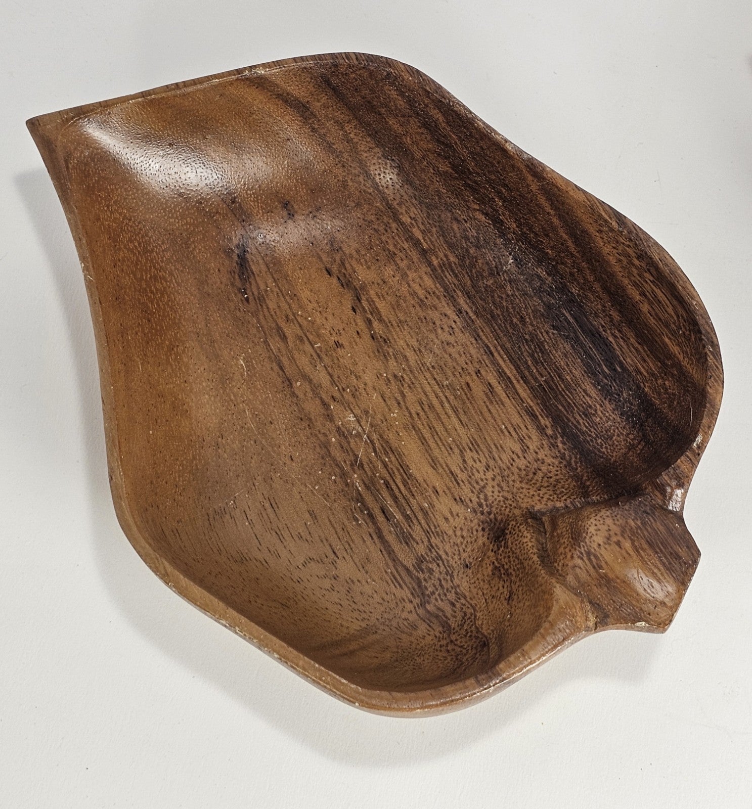 Genuine Vintage Two Monkey Pod Leaf Shaped with Handles Wooden Bowls Handcrafted