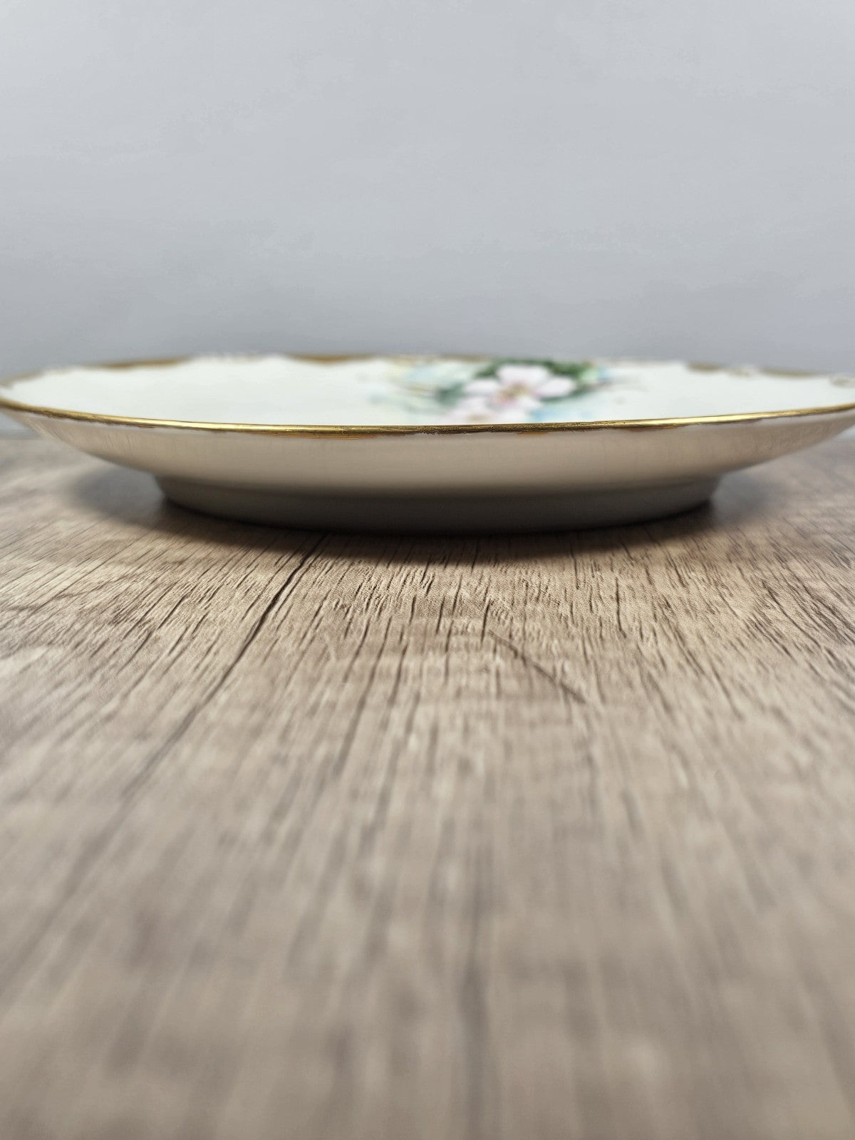 H & Co Bavaria Hand-Painted Pink Dogwood 7.5″ Gold Trim Decorative Plate