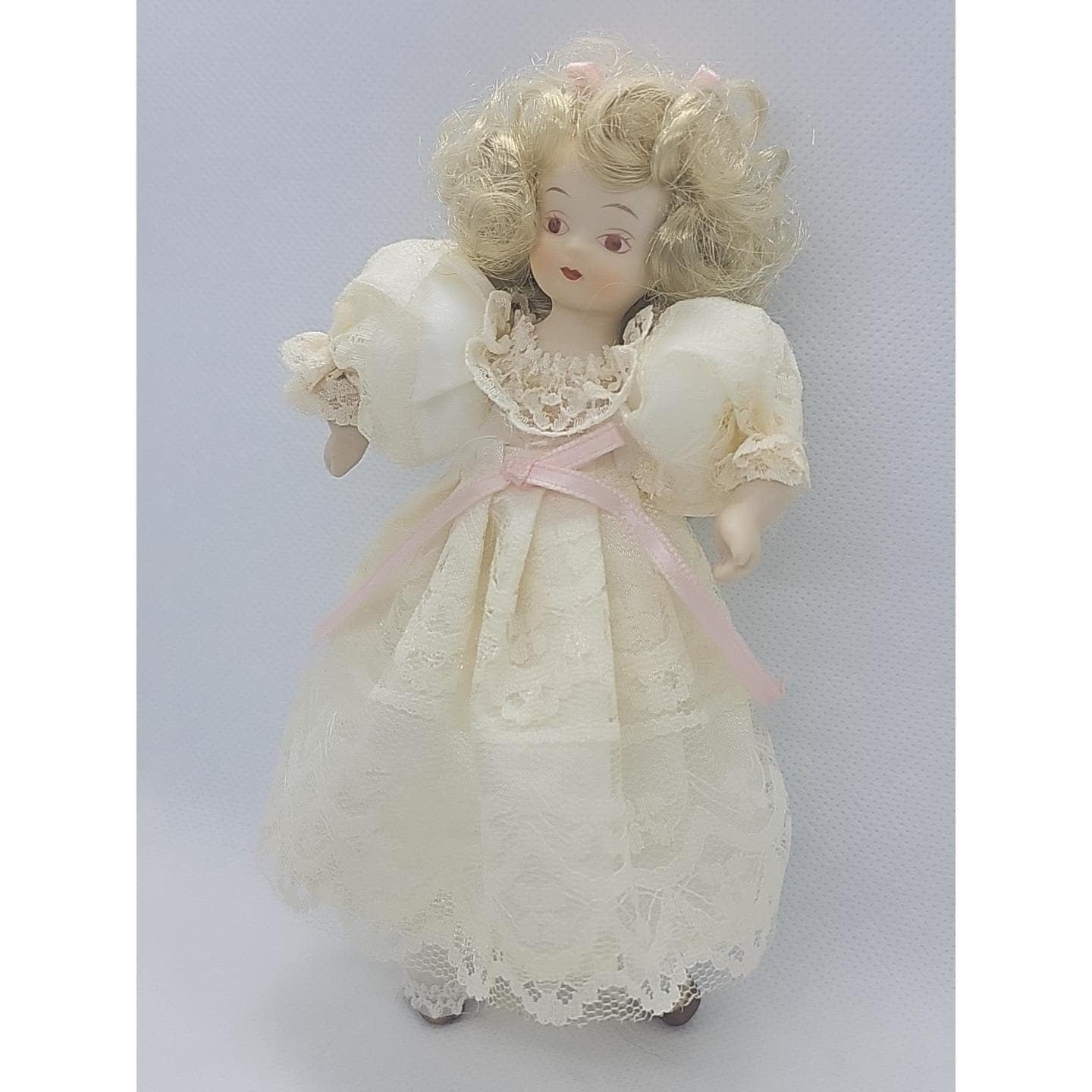 1984 Kurt Adler Gramercy Park Porcelain Doll Lace Dress 6 Inch
