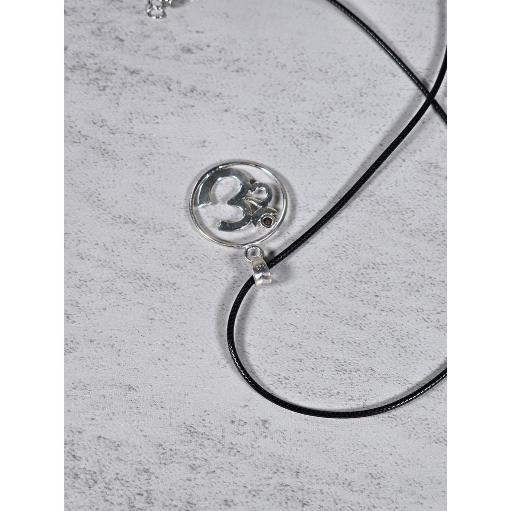 Vintage Sterling Silver Om Symbol Pendant Necklace Spiritual Jewelry