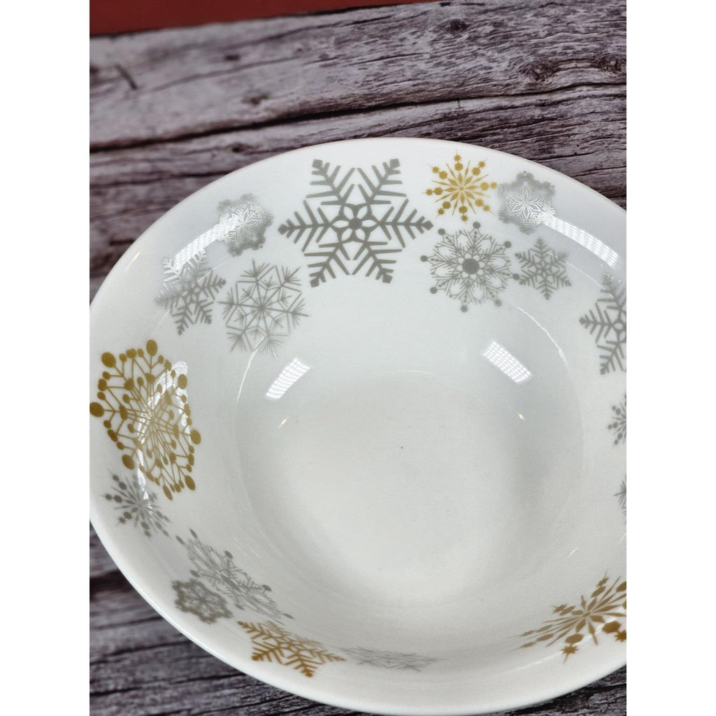 Vintage Holiday Christmas Cereal Bowl Snowflake Ceramic 6 Inch