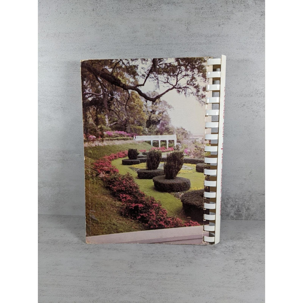 1985 Azalea Coast Cookbook Wilmington NC Spiral Community Book