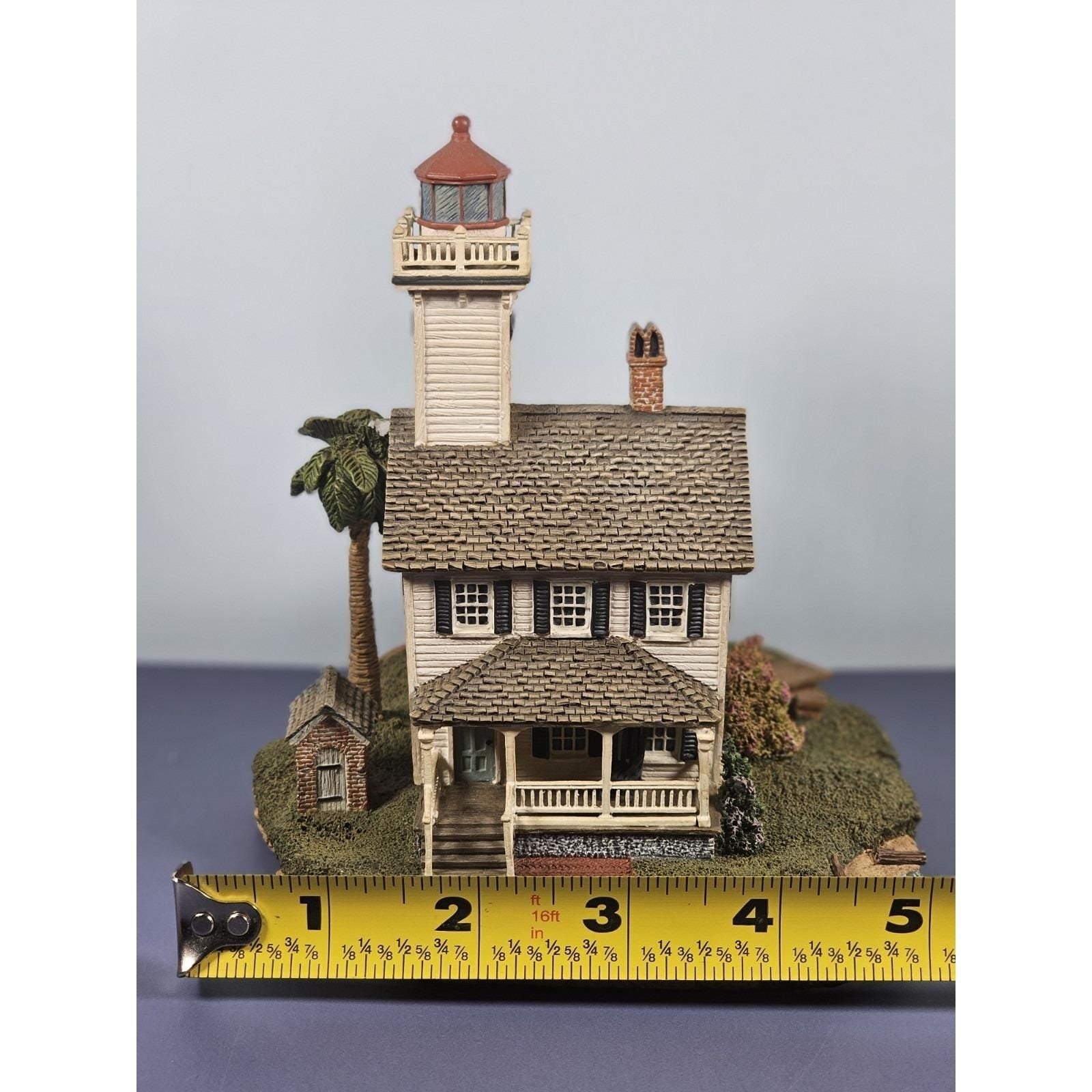 Harbour Lights Haig Point Lighthouse COA Palm Tree Scene
