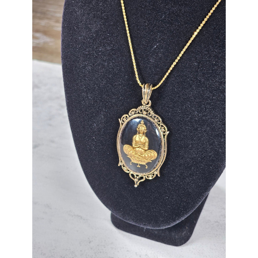Vintage Gold Tone Buddha Cameo Pendant Necklace Black Oval Medallion