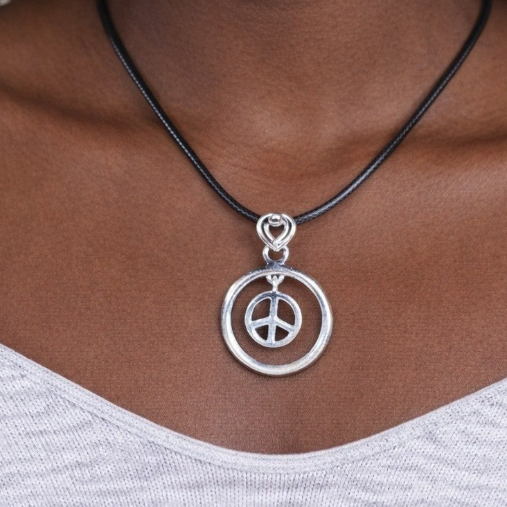 Vintage Peace Symbol Pendant Necklace Silver Tone Boho Jewelry