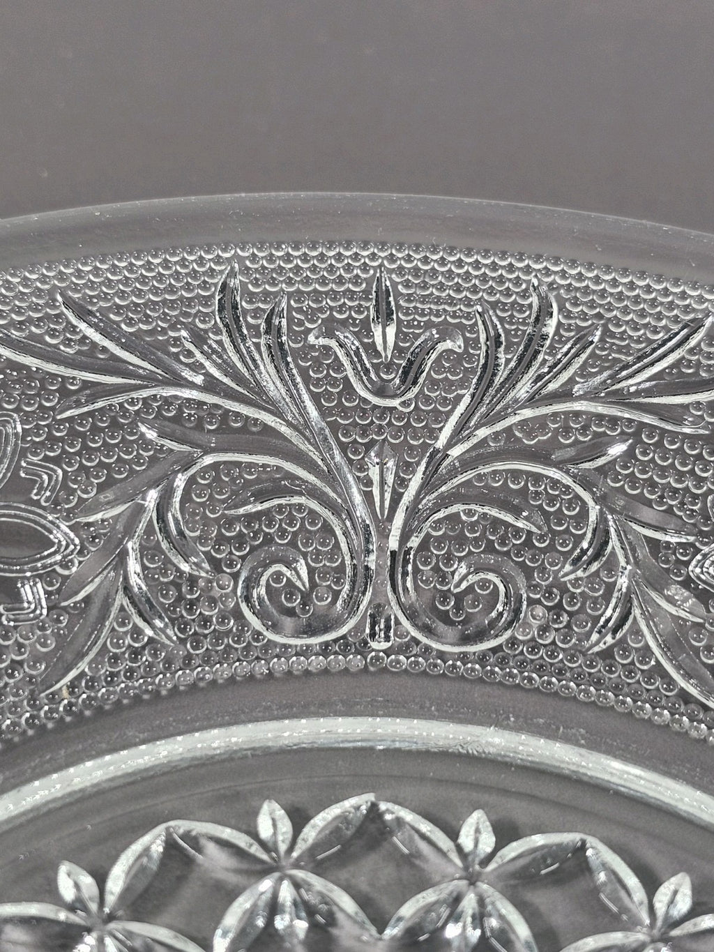 Set Of 4 Anchor Hocking Sandwich Glass Salad Plates Clear Vintage Floral Design