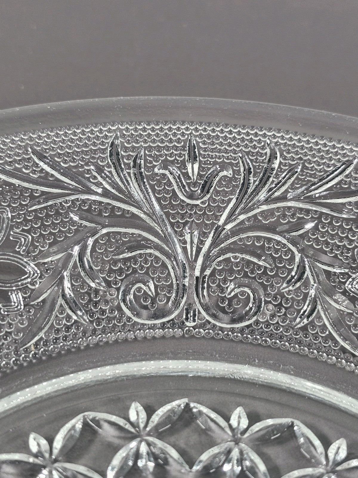 Set Of 4 Anchor Hocking Sandwich Glass Salad Plates Clear Vintage Floral Design