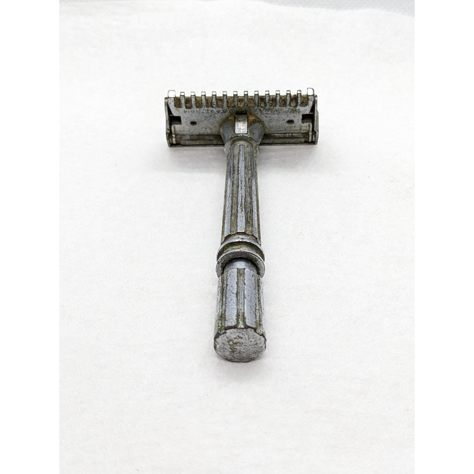 Vintage GEM Micromatic Open Comb Safety Razor USA Single Edge