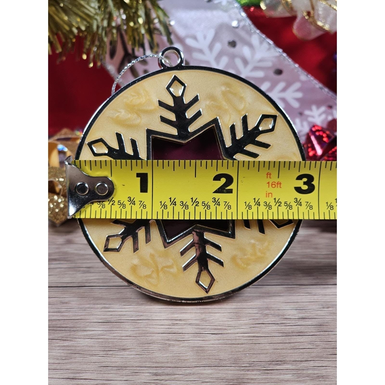 Vintage 1990s Snowflake Metal Photo Frame Christmas Ornament