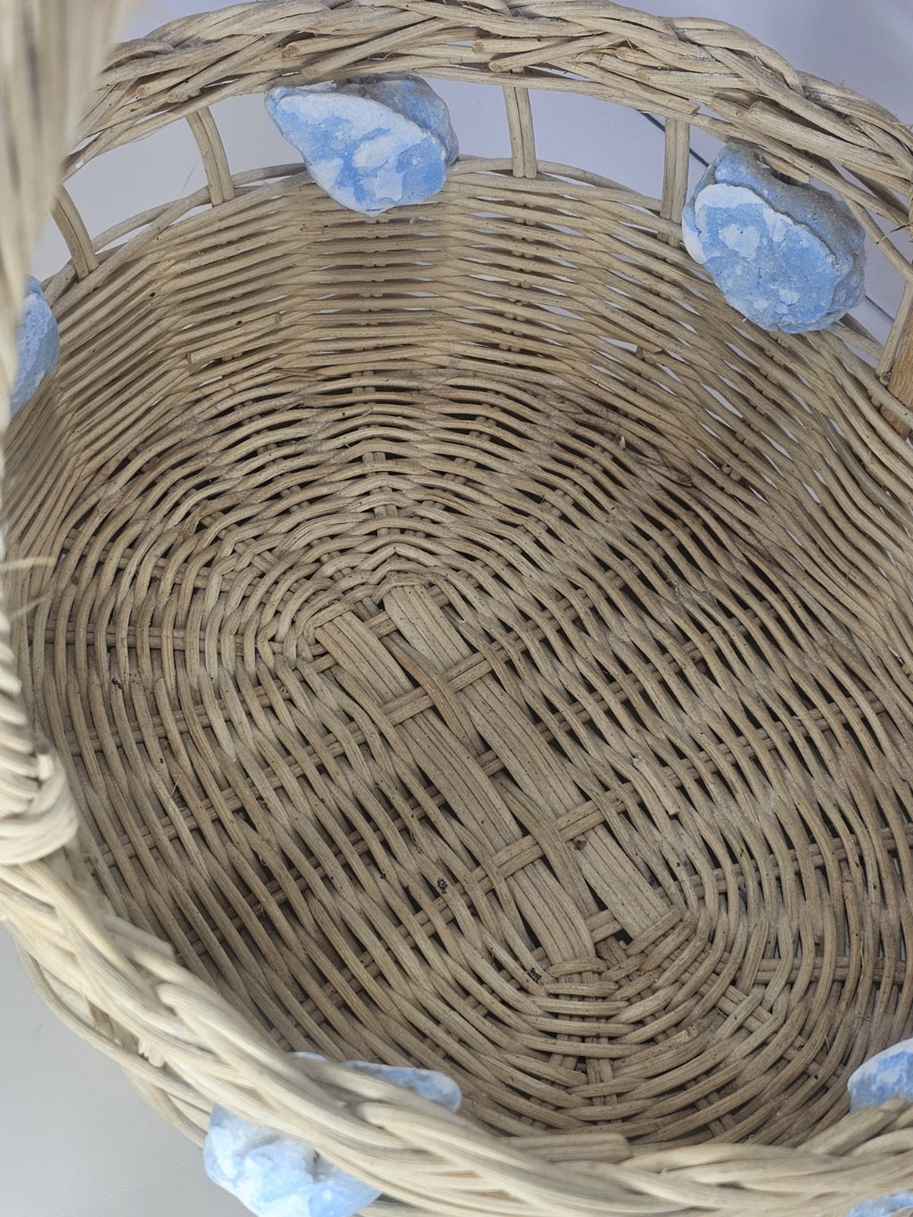 Vintage Wicker Basket with Blue Painted Conch Shells 13″ x 15″ Coastal Rustic