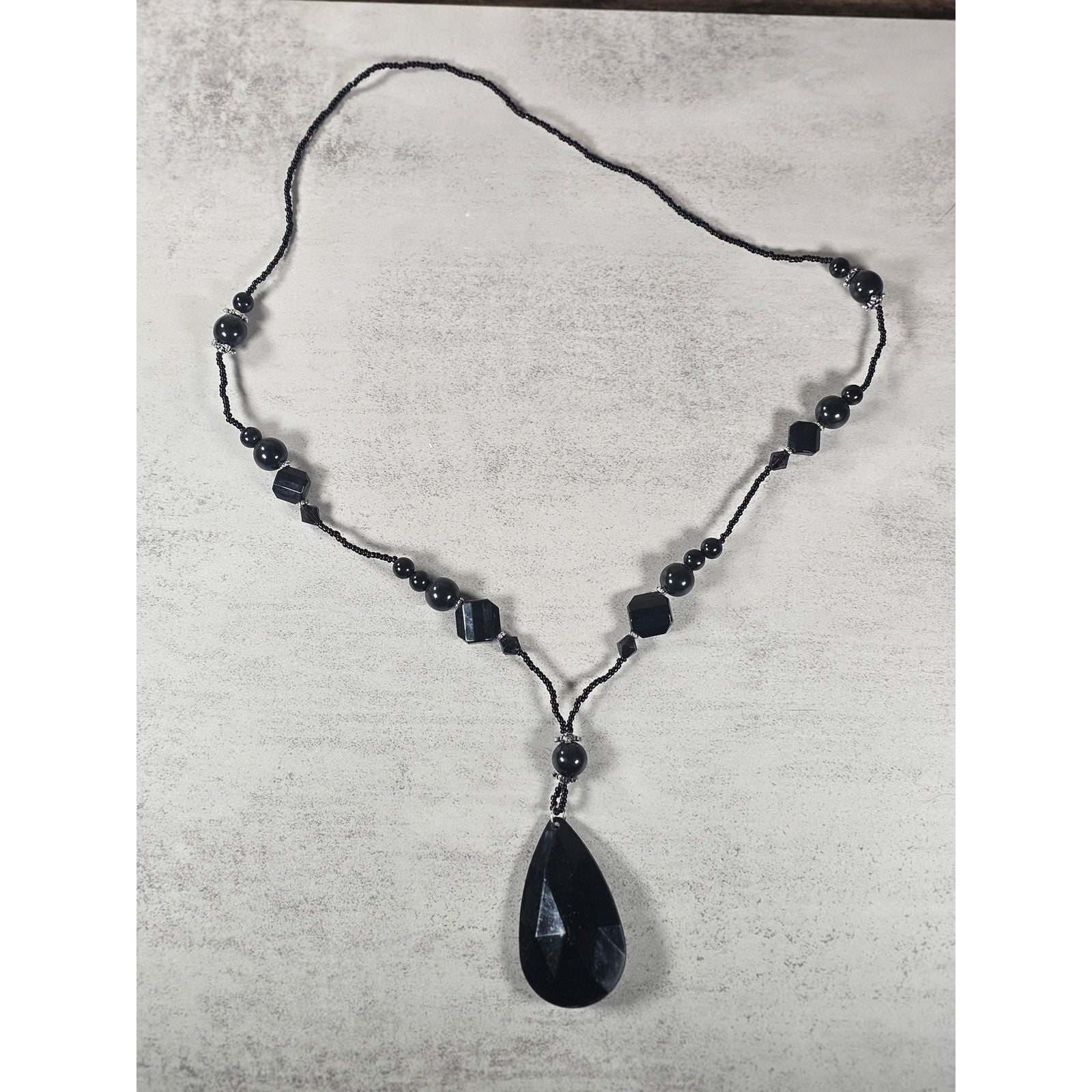 Vintage Black Faceted Teardrop Pendant Beaded Necklace