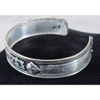 Vintage Silver Tone Cuff Bracelet Script Panel Leaf Accents