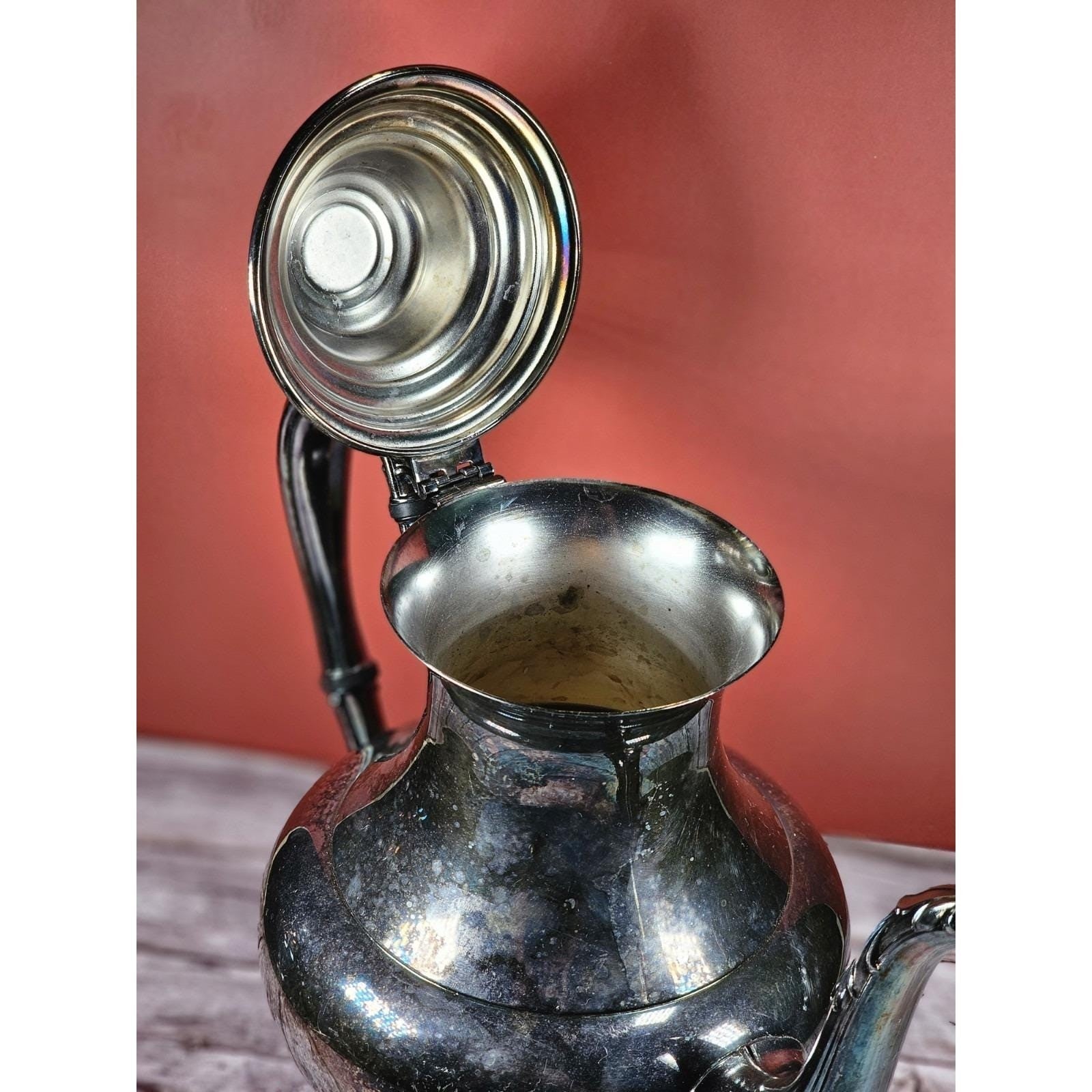 Vintage Oneida Silver Plated Teapot with Hinged Lid | 9" Classic Tea Server