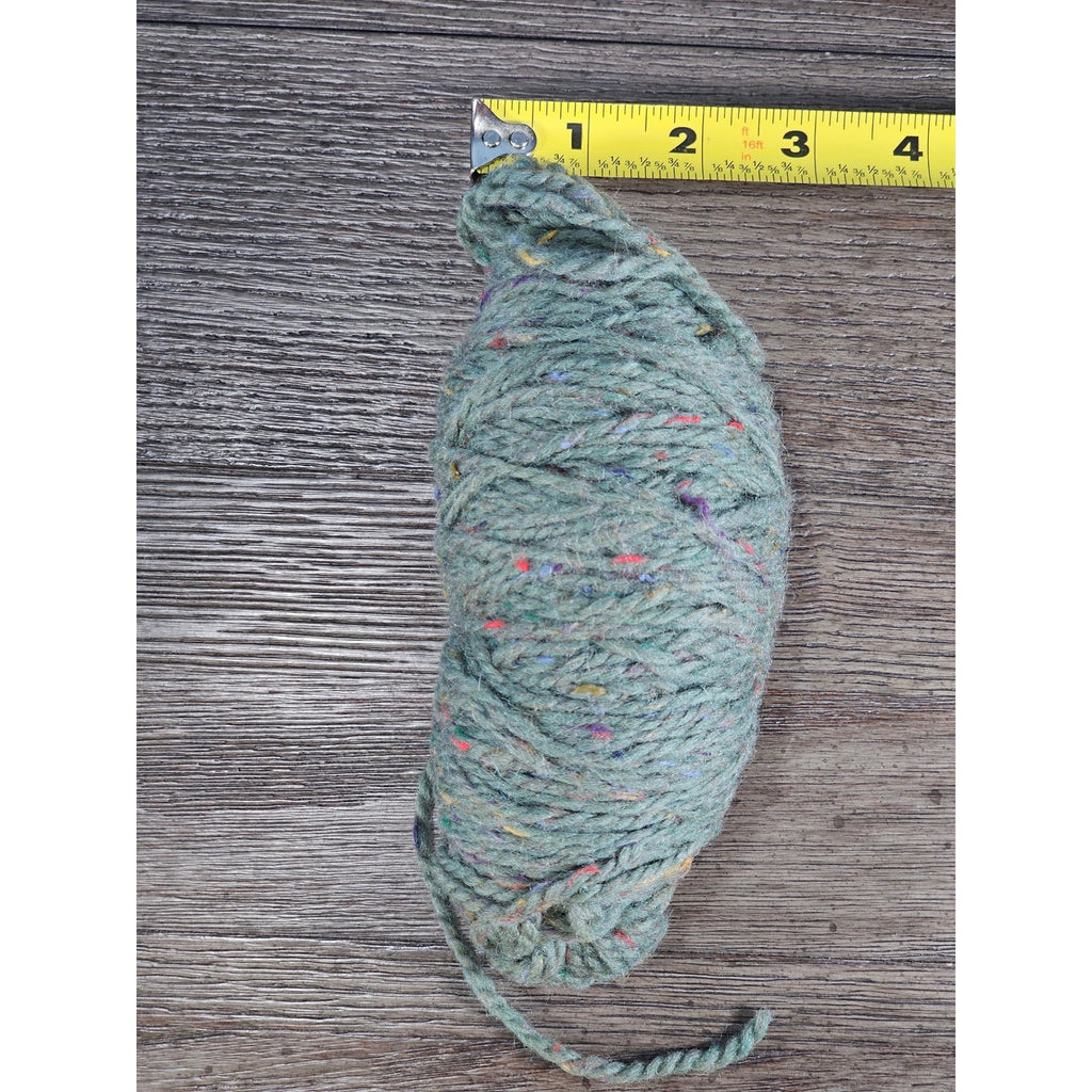 Vintage London Tweed Yarn 50g Wool Blend Green Speckled Skein