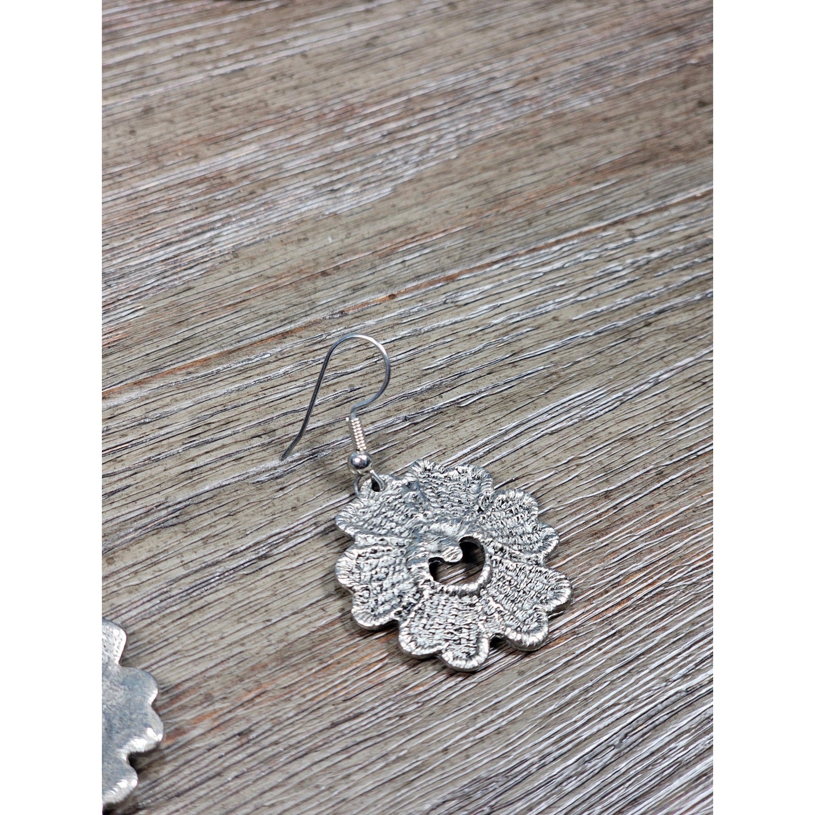 Textured Silver-Tone Floral Heart Dangle Earrings Vintage Style