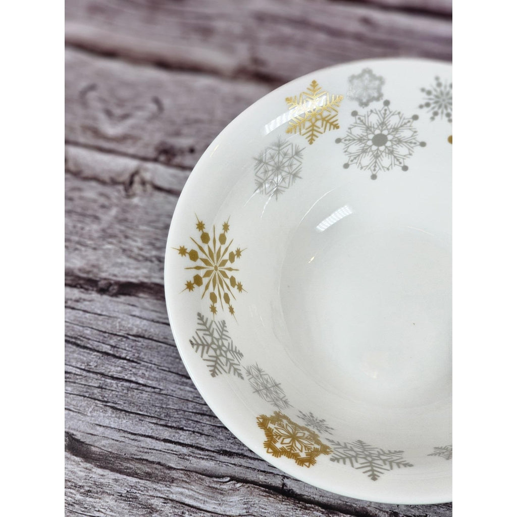 Vintage Holiday Christmas Cereal Bowl Snowflake Ceramic 6 Inch