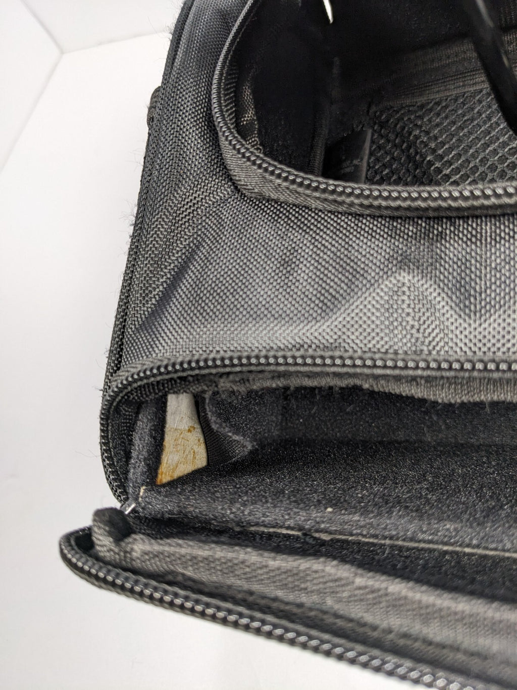 Nintendo DS Gameboy Small Backpack Carrying Case Black Zippered Game Bag