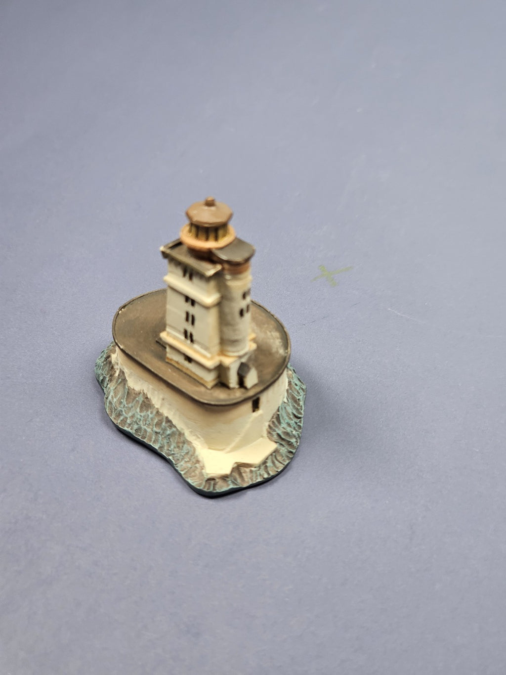 Lenox Miniature Lighthouse Thimble Figurine St. Georges Reef Light house CA