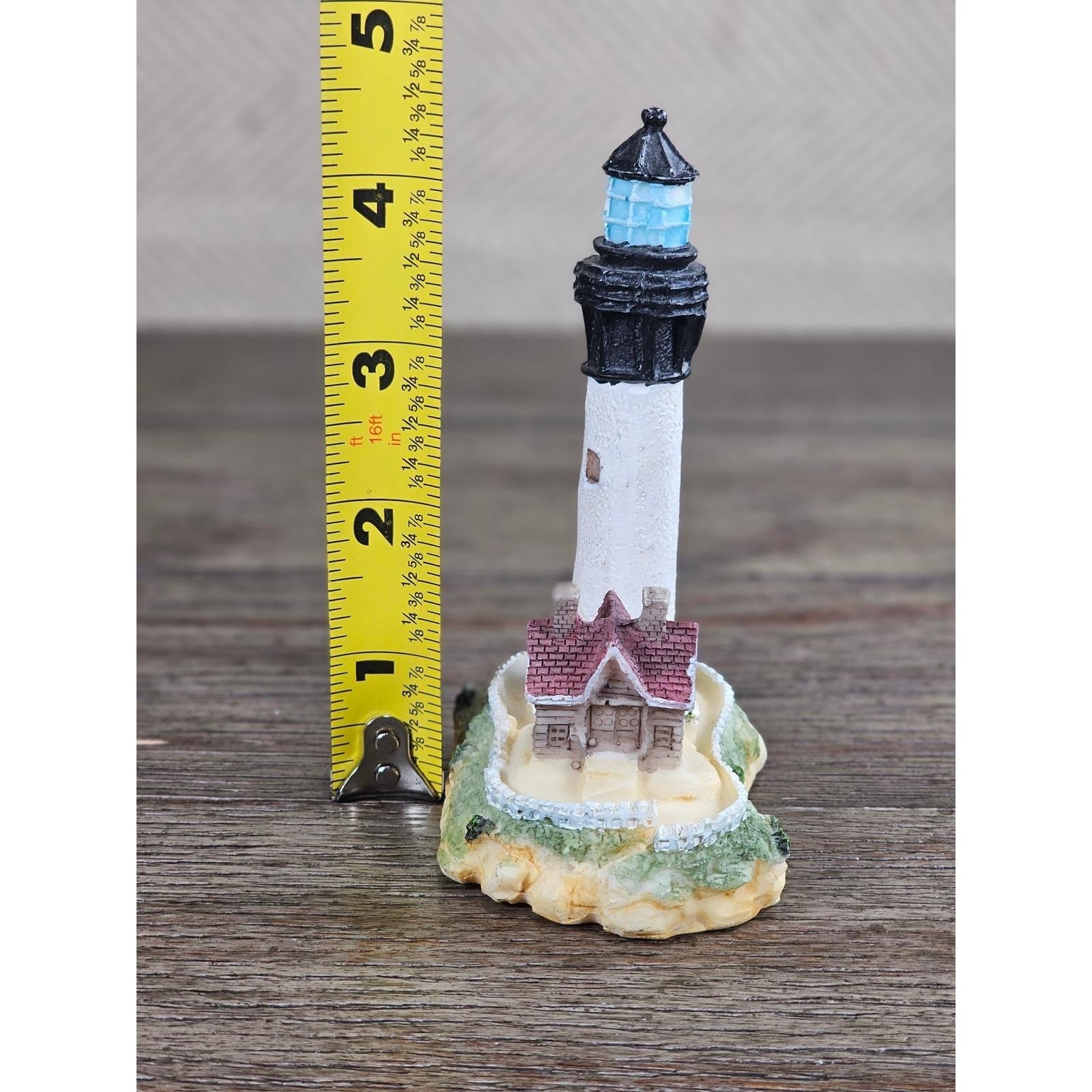 Resin Lighthouse Figurine Coastal Decor Mini Lighthouse Nautical Accent