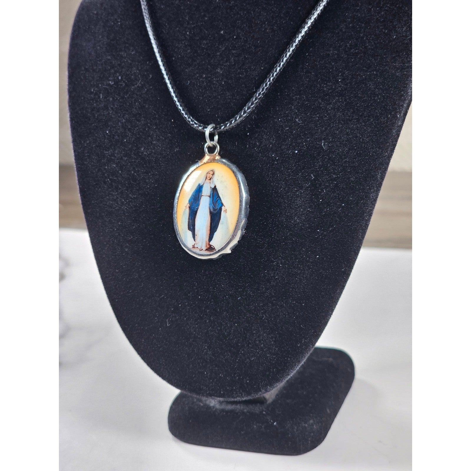 Vintage Amber Halo Madonna Pendant Necklace Religious Charm