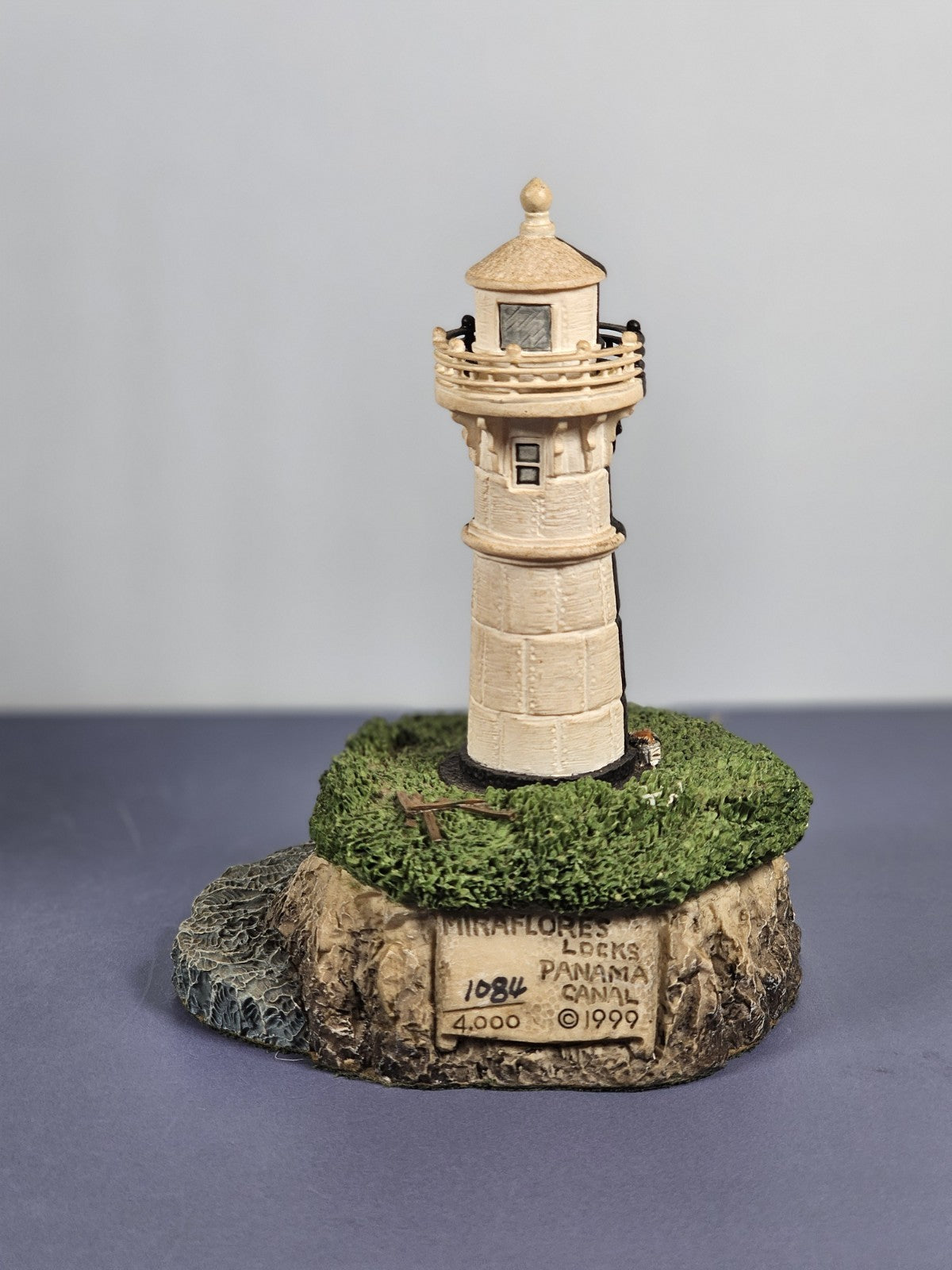 Harbour Lights HL241 The Panama Canal Matched Set Lighthouses #241