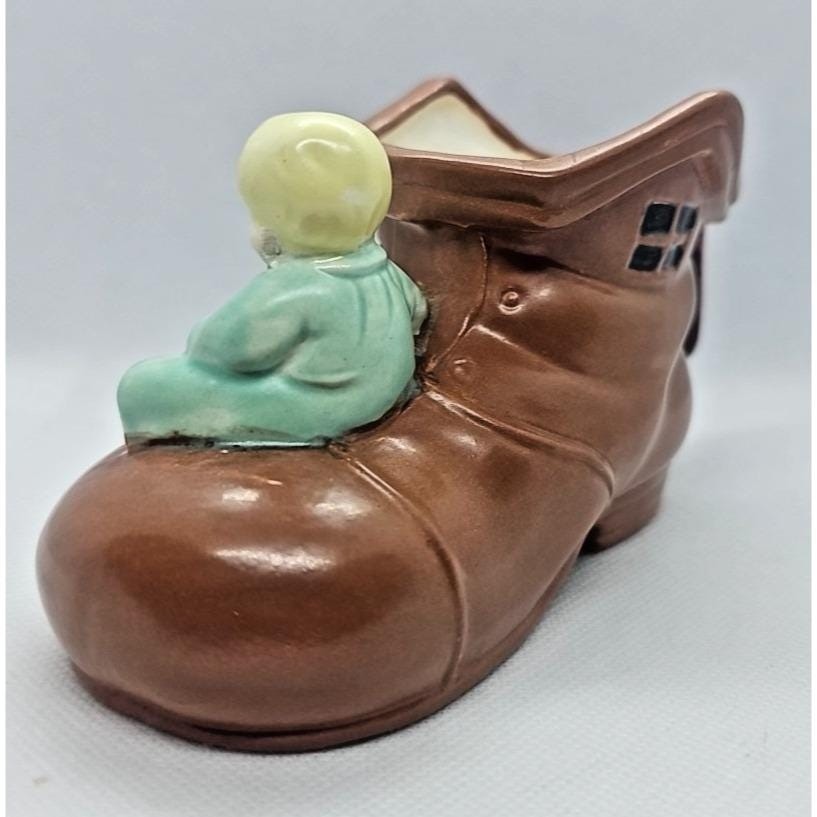 Vintage Porcelain Shoe House Planter Japan Kay B Child Figurine